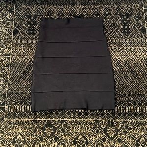 BCBG bandage mini skirt in M